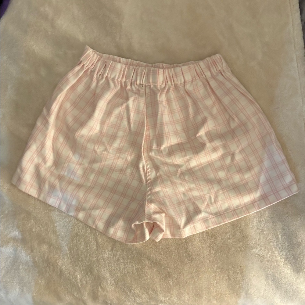 Brandy Melville Light Pink Plaid Shorts
